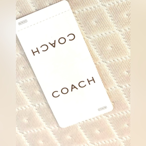 Coach vintage Elegant Black Leather wallet with Gold Accent - Picture 6 of 6